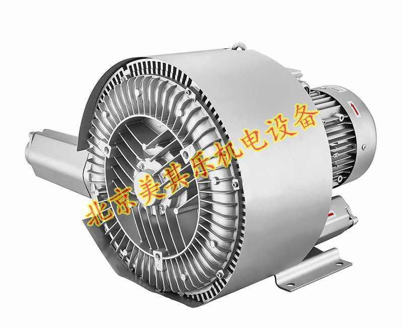 圖為雙葉輪高壓鼓風(fēng)機(jī)